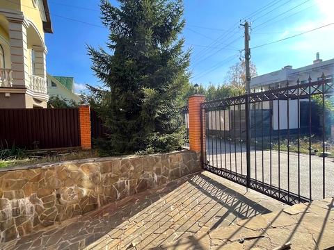 будинок за адресою Богатирська вул.