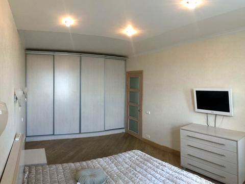 квартира по адресу Александра Мишуги ул., 2