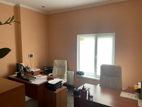 комерційна за адресою Київ, Вахтанга Кікабідзе вул. (Булгакова), 12