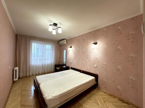 квартира по адресу Героев Полка "Азов ул. (Малиновского маршала), 11