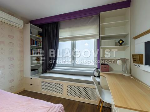 квартира за адресою Урлівська вул., 24