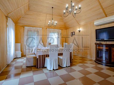 комерційна за адресою Бориспільський, 1