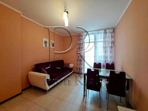 квартира за адресою Сім'ї Кульженків вул. (Петра Дегтяренка), 31-А