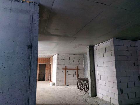 коммерческая по адресу Машинобудівників ул., 16