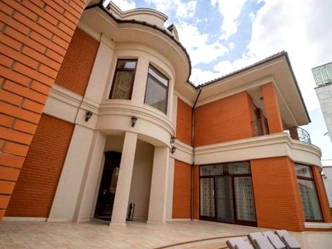 будинок за адресою Фонтанська дорога вул. (Перекопской дивизии улица), 18