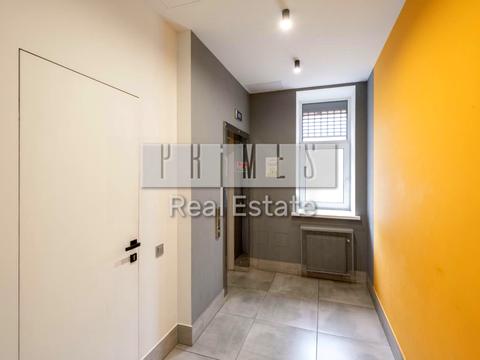 комерційна за адресою Боричів Тік вул., 38В