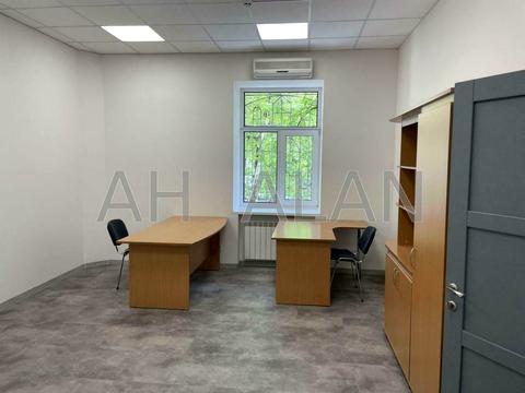 коммерческая по адресу Михаила Грушевского ул., 34/1
