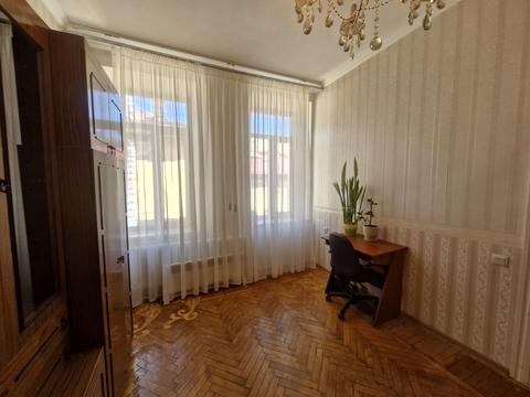 квартира за адресою Кінна вул., 11