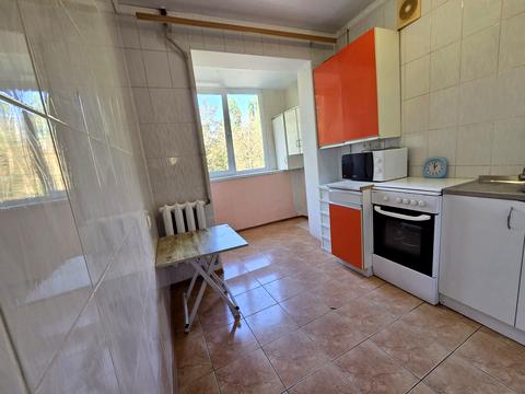 квартира за адресою Олексія Вадатурського вул. (Маршала Малиновського), 25