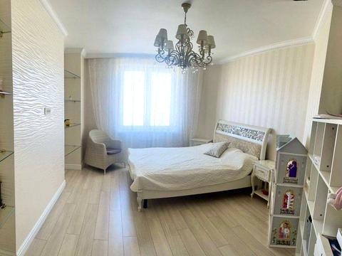 квартира за адресою Дмитрівська вул., 75