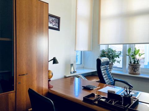 коммерческая по адресу Евгения Чикаленко ул. (Пушкінська), 21