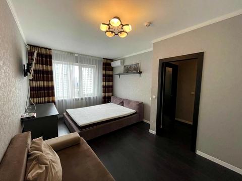 квартира за адресою Бориса Гмирі вул., 12-Б