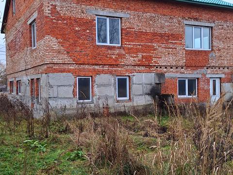 будинок за адресою Українки Лесі, 100