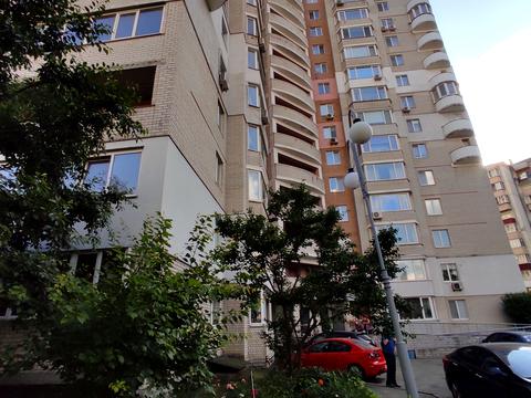 квартира по адресу Грушевського ул., 11