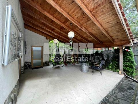 будинок за адресою Богатирська вул., 30а