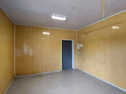 комерційна за адресою Кам'янецька вул., 123