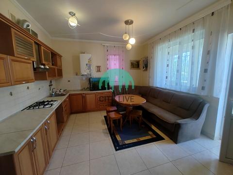 будинок за адресою нова