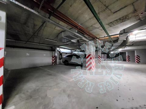 паркомісце за адресою Юлії Здановської вул. (Ломоносова), 71-Б
