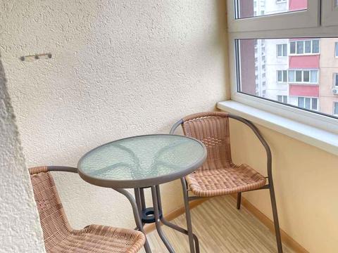 квартира за адресою Анни Ахматової вул., 34