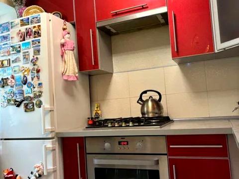 квартира за адресою Вереснева вул., 12