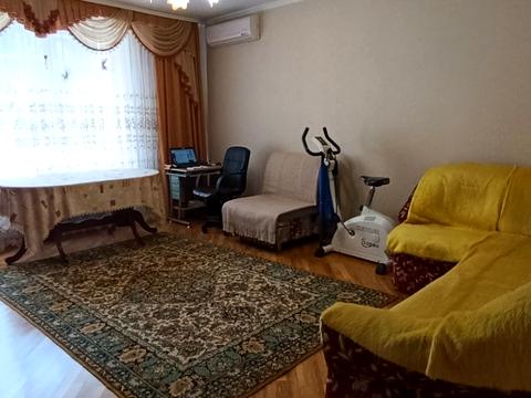 квартира за адресою Академіка Ющенка вул., 8
