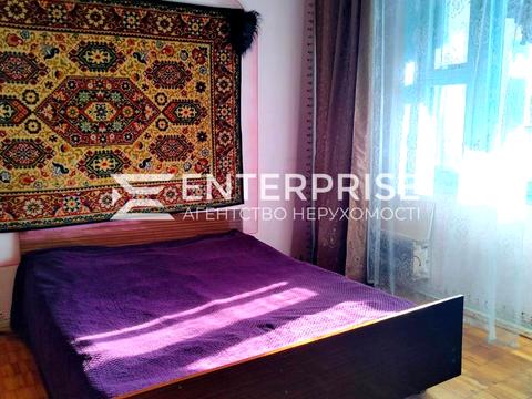 квартира за адресою Рональда Рейгана вул., 9-Г