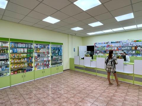 комерційна за адресою Святошинська вул., 40