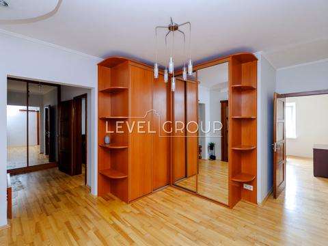 квартира за адресою Федора Ернста вул., 2