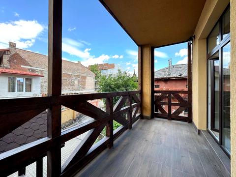 комерційна за адресою Братів Міхновських вул. (Московська), 37