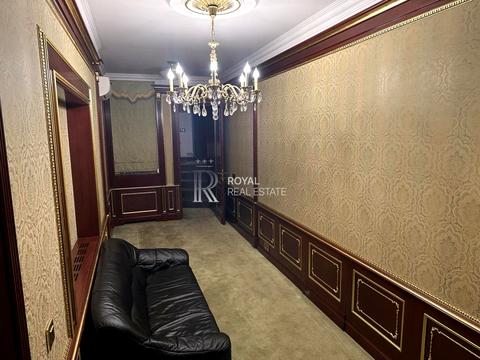 комерційна за адресою Костельна вул., 4