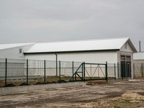 коммерческая по адресу Центральна, 1