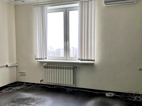 комерційна за адресою Срібнокільська вул., 3-Б