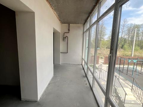 квартира по адресу Защитников ул., 11