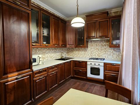 квартира за адресою Білоруська вул., 5