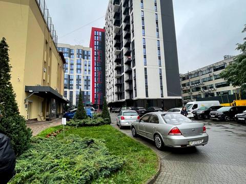 квартира за адресою Євгена Коновальця вул., 37-А