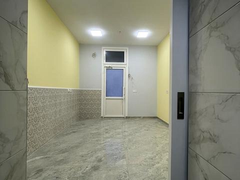 комерційна за адресою Зелена вул., 11а