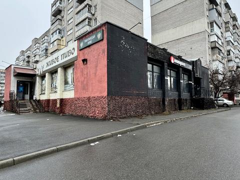 комерційна за адресою Янтарна вул., 40
