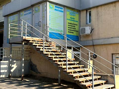 коммерческая по адресу Тракторостроителей просп., 103-Б