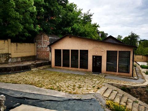 комерційна за адресою Магістратська вул. (Першотравнева), 140