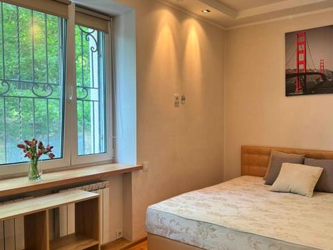 квартира за адресою Київ, Печерський узвіз, 15