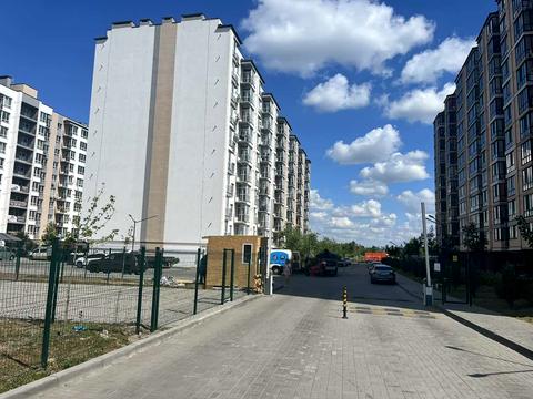 квартира по адресу Співдружності ул., 6