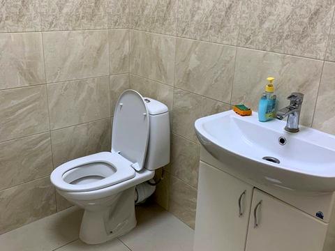 комерційна за адресою Лігінська вул., 2а