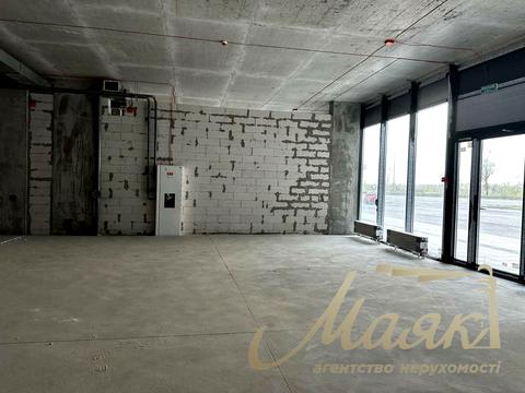 коммерческая по адресу Днепровская набережная ул., 15