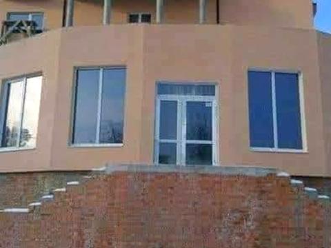 будинок за адресою Святошинська вул., 1