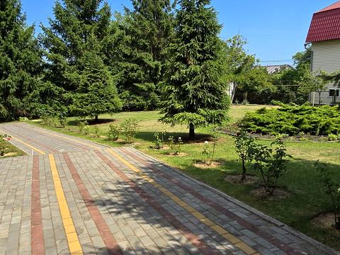 будинок за адресою Контрадмірала Остроградського вул. (Макарова)