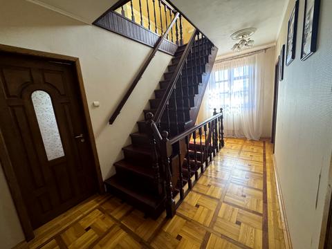 будинок за адресою Орхідейна, 56