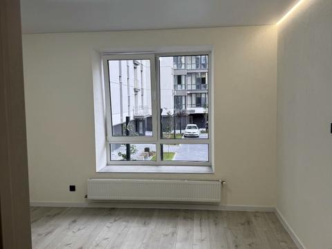 квартира за адресою Олександра Довженка вул., 5