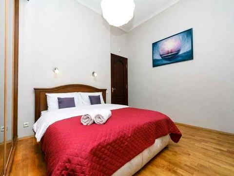 квартира по адресу Антоновича ул., 24б
