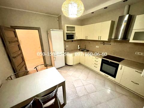 квартира за адресою Патріарха Мстислава Скрипника вул., 40