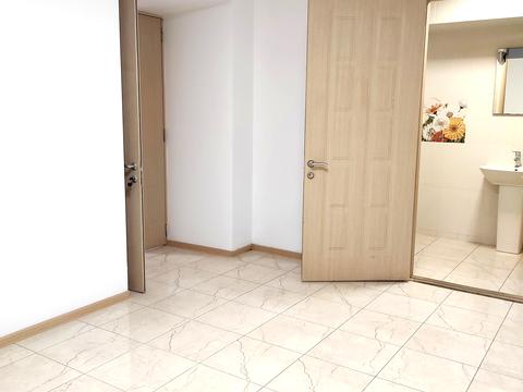 комерційна за адресою Ніни Строкатої вул. (Буніна), 20